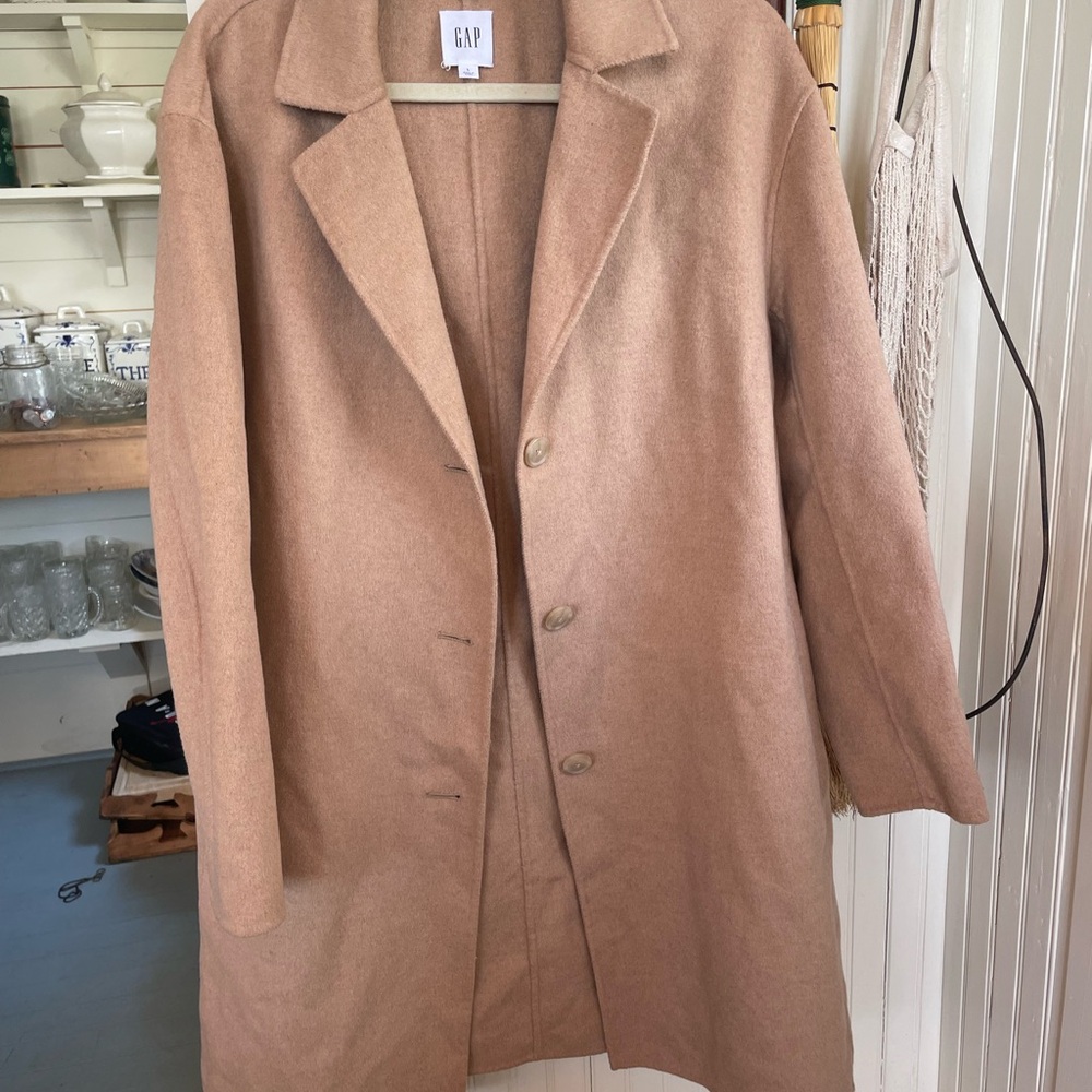 GAP Women's Tan coat